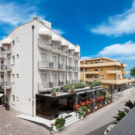Hotel Gabriella Rimini Exteriér fotografie