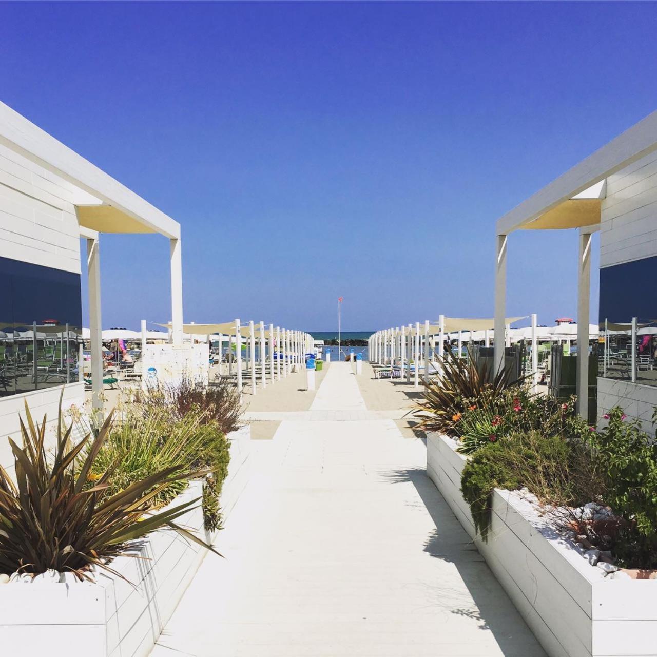 Hotel Gabriella Rimini Exteriér fotografie
